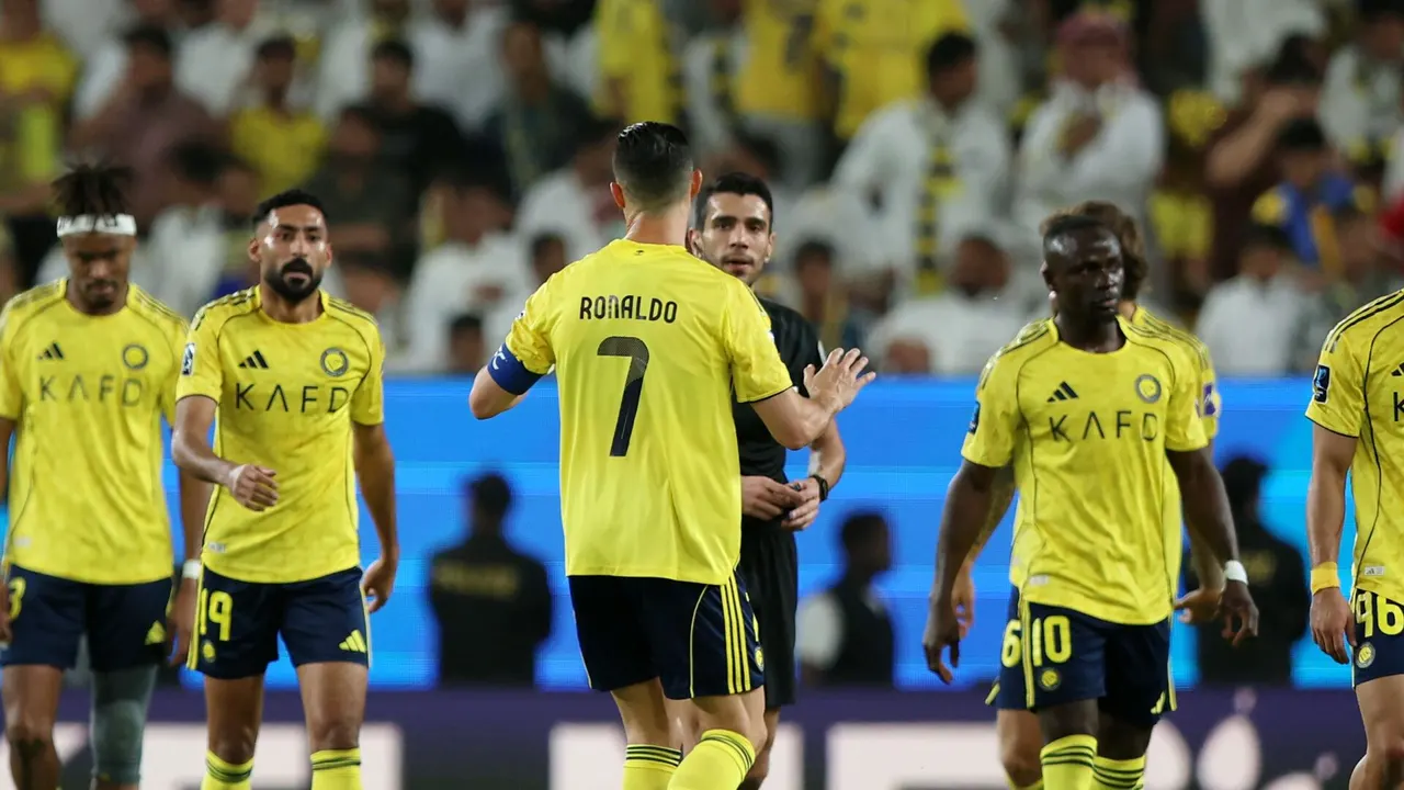 بنصيحة من زميله.. نجم النصر يتجه إلى قطر لإجراء جراحة الرباط الصليبي